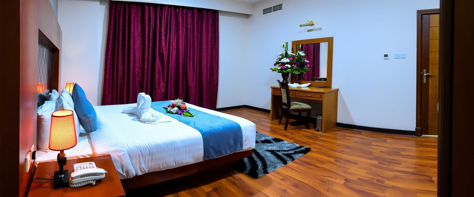 Sea Diamond Plaza Apartments Al-Manamah Bagian luar foto
